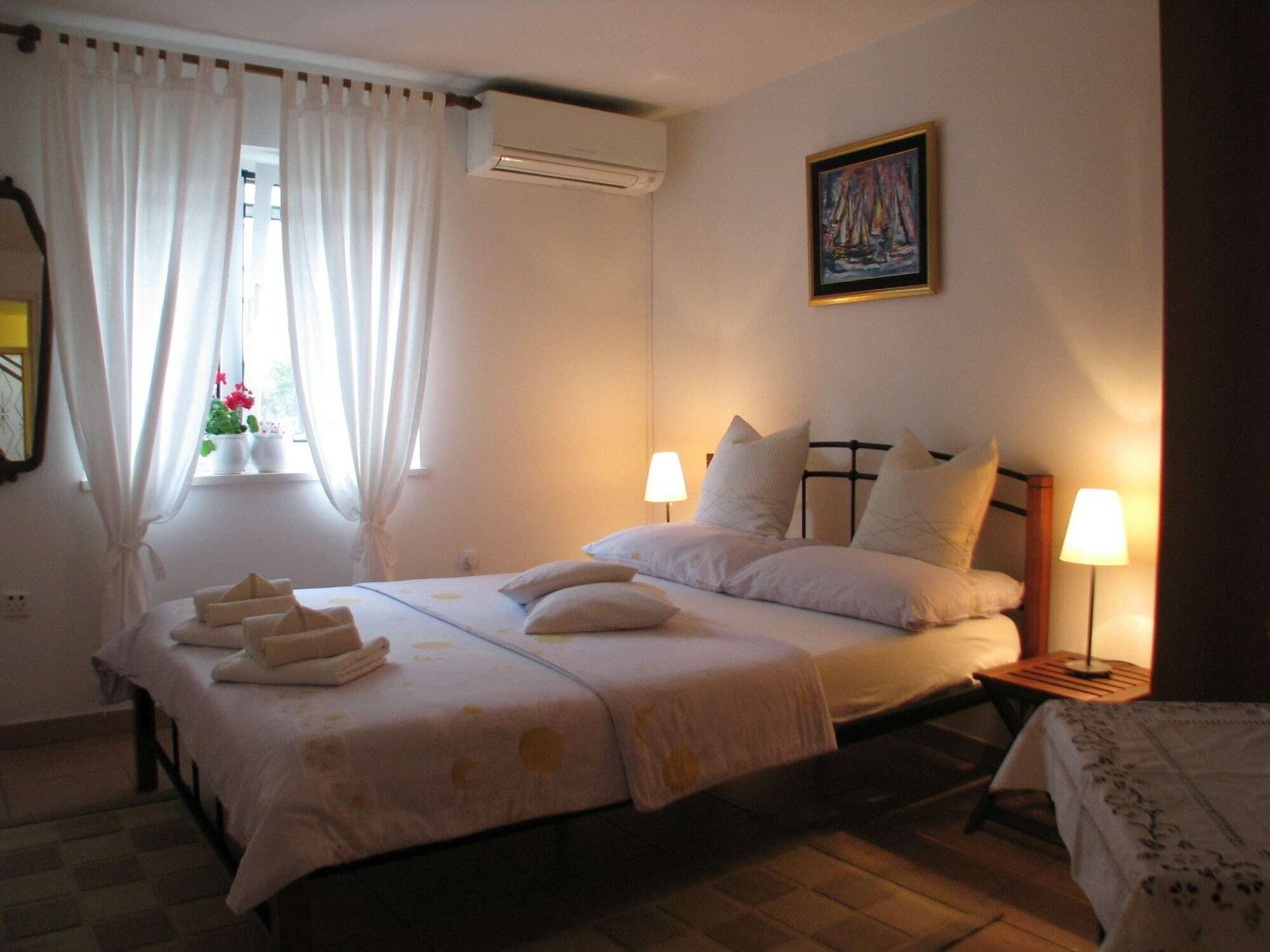 Split Center Suites Luaran gambar