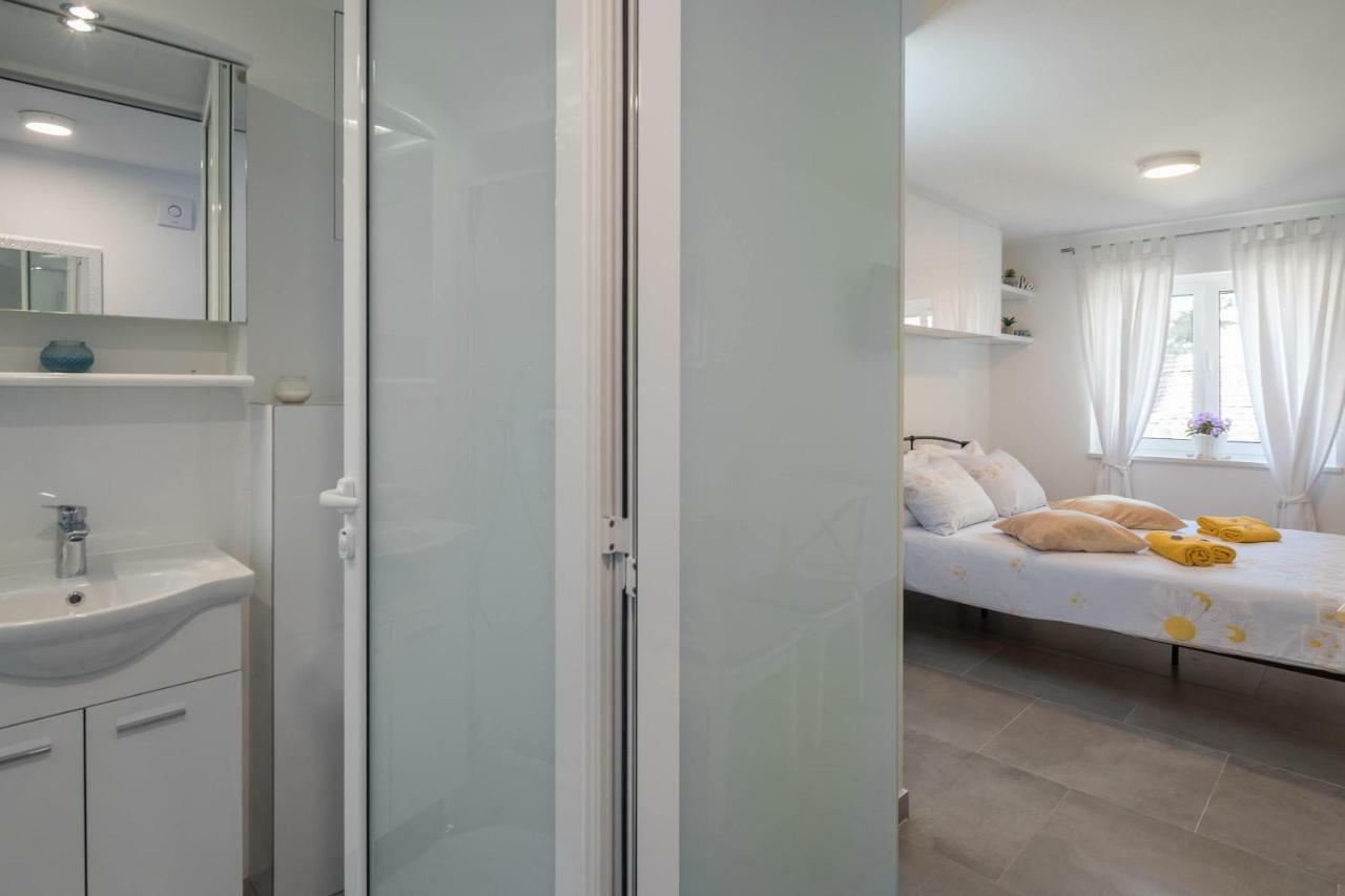Split Center Suites Luaran gambar