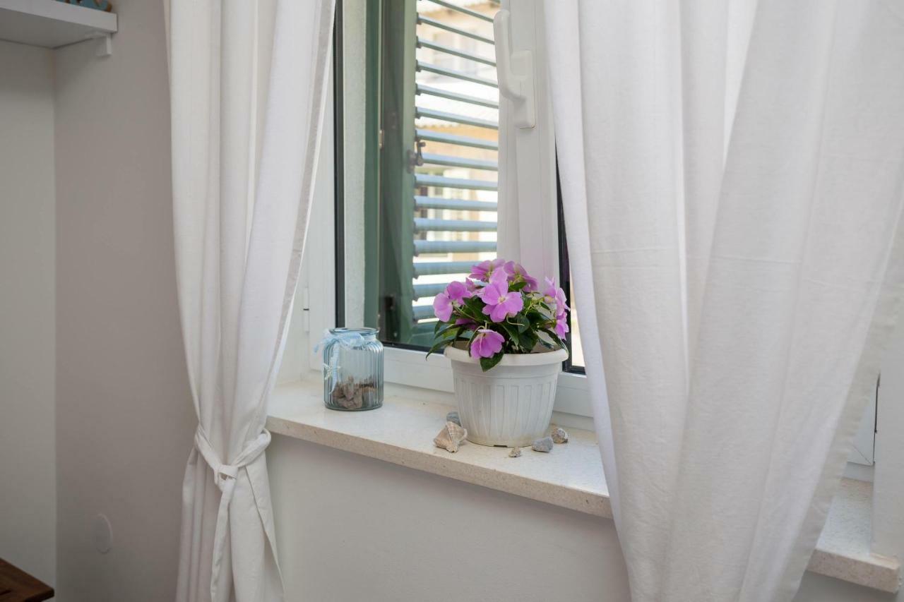 Split Center Suites Luaran gambar