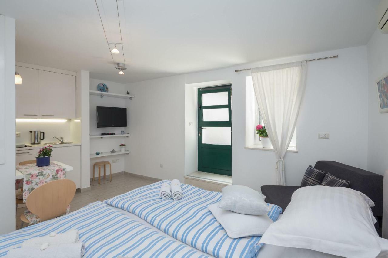 Split Center Suites Luaran gambar